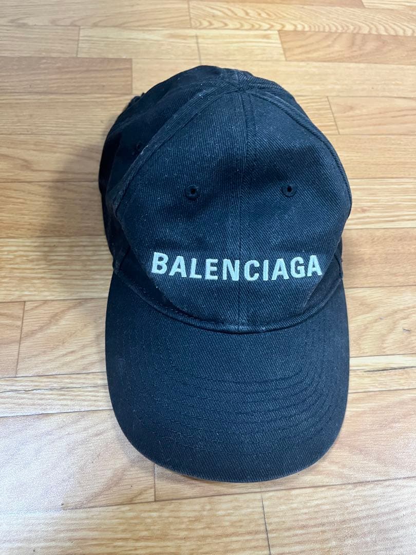 BALENCIAGA ブラックキャップ BALENCIAGA ブラック キャップ