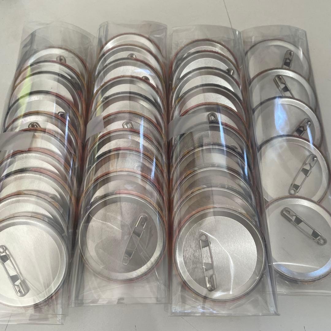 M12.志麻セン ツーマン メイン センラ 等身 缶バッジ まとめ - メルカリ