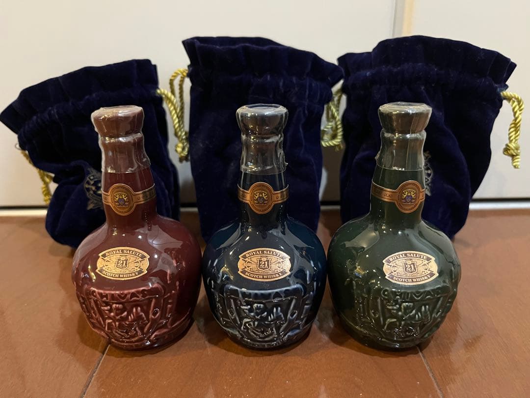 ロイヤルサルート21年 ミニチュアボトル 3本セット