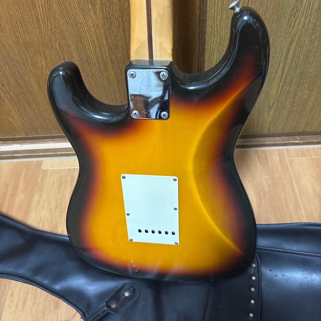 y*0様 Squier SST-33 ストラトフジケン製 Lシリアル1991年