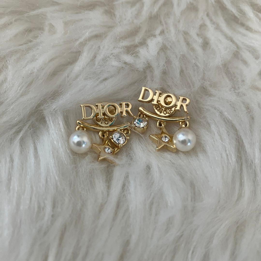 Dior ゴールド ピアス 星とパール付き