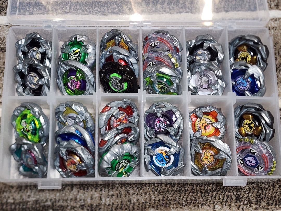 ベイブレードx引退品