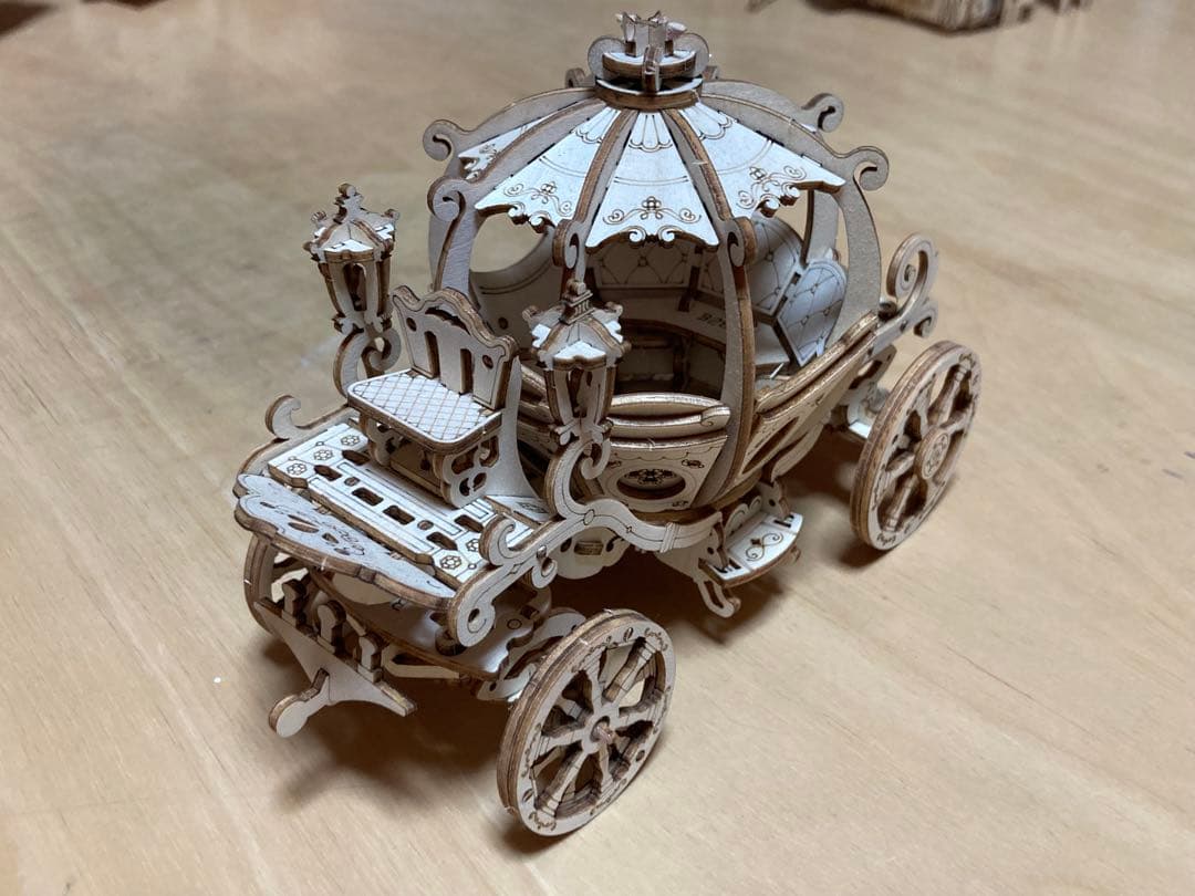 Robotime社木製パズル ピアノ、サックス、ドラム 機関車、帆船、飛行船