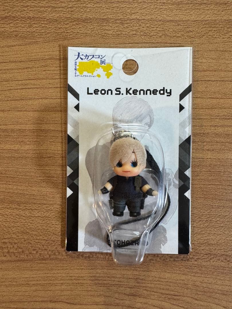 大カプコン展 バイオハザード レオン 限定 コスチューム キューピー