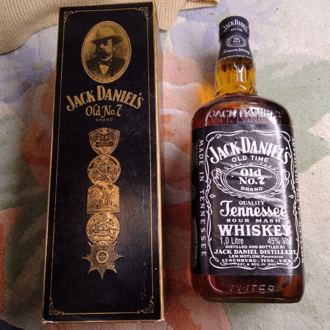 ジャックダニエル 旧ボトル 赤紙封印 1L 45％ 瓶底83年 H - メルカリ