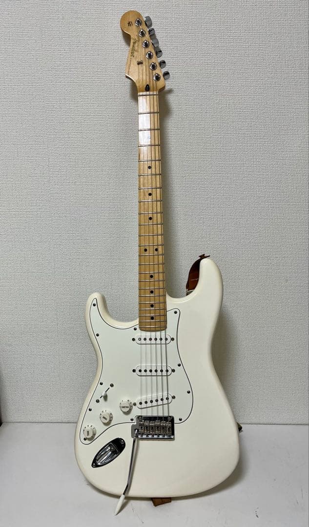 Fender ストラトキャスター ホワイト　レフティ Fender Player II Stratocaster Left-Hand Polar White エレキギター