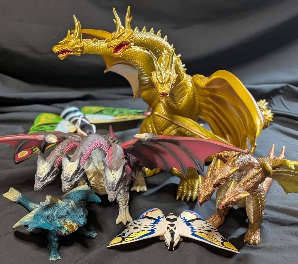 キングギドラ・デスギドラ・ダカーラ他「平成モスラ」登場（バンダイ