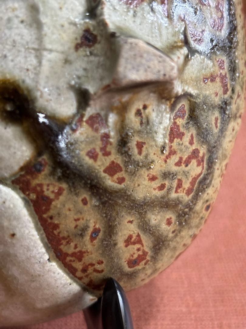 河井寛次郎作柿緑釉麻布目輪花三ツ足皿 製作番