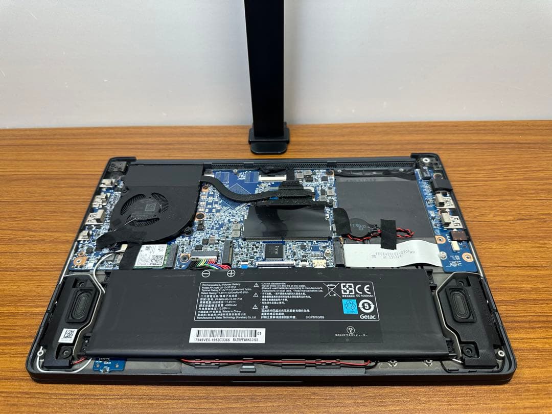 ジャンク品 ThinkPad E14 x2台Mouse X4 x1台｜