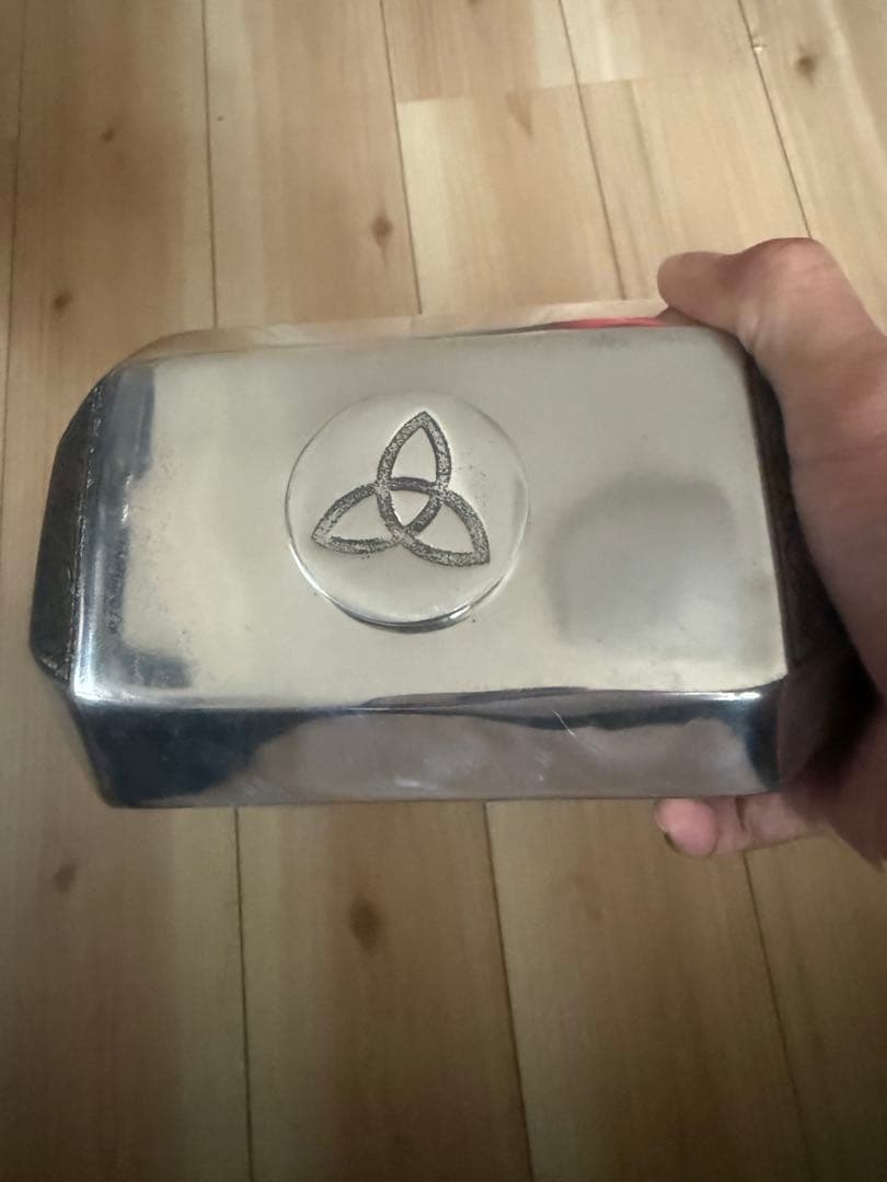 トリニティマーク付き ソーイメージハンマー型アイテム