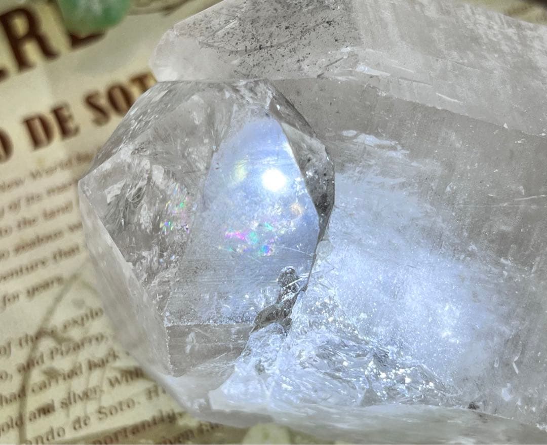 シルバールチル内包✨レインボーブラジル・ミナスジェライス州 水晶