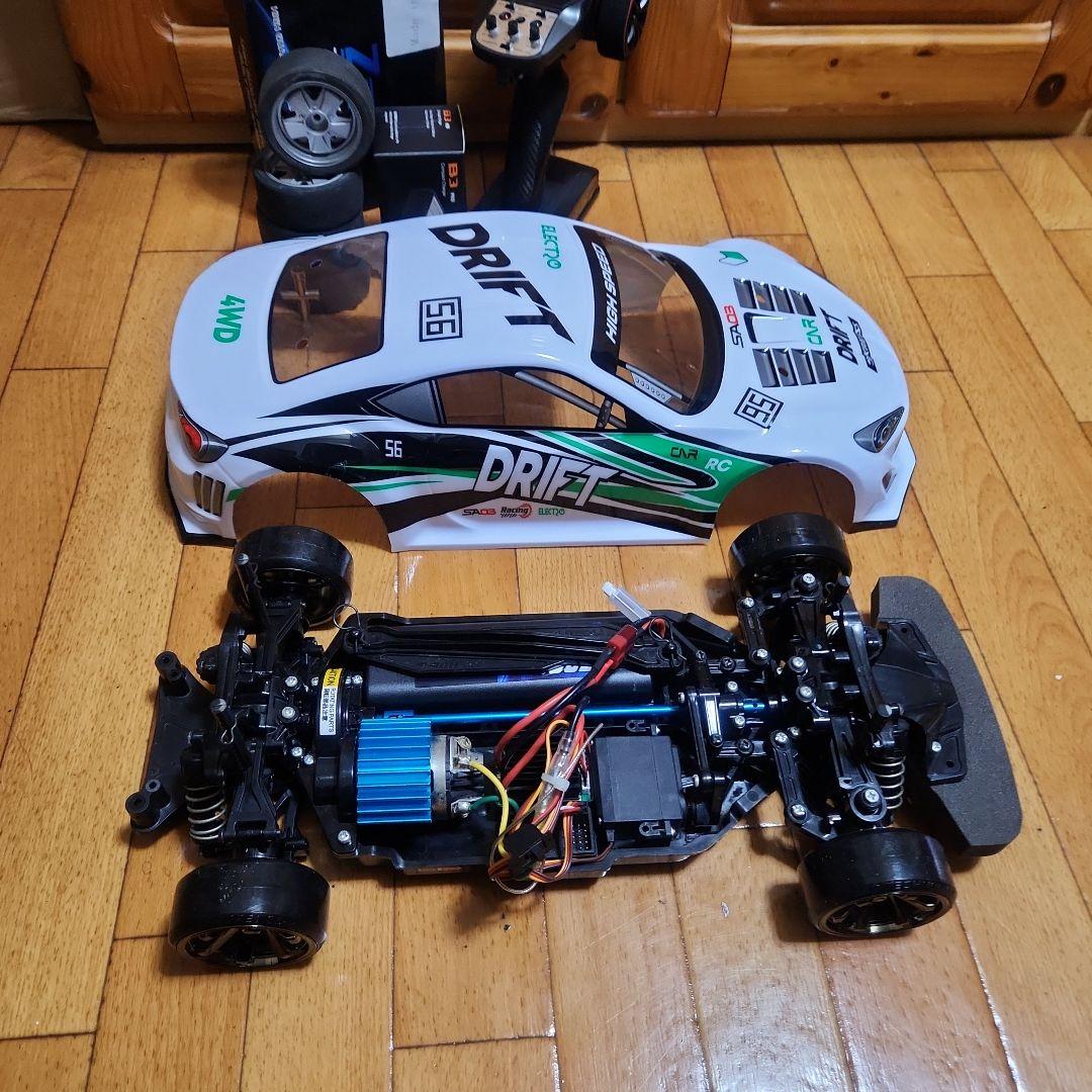タミヤ ドリフト ラジコン フルセット　TT02 白　86　ボディ　　　tt01