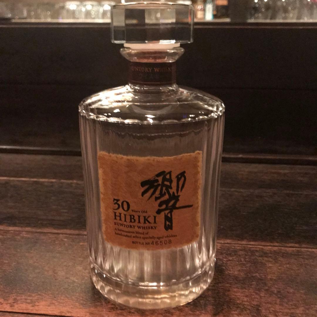 サントリー響30年空瓶化粧箱入り白箱あり 響30年 ウイスキー 専用