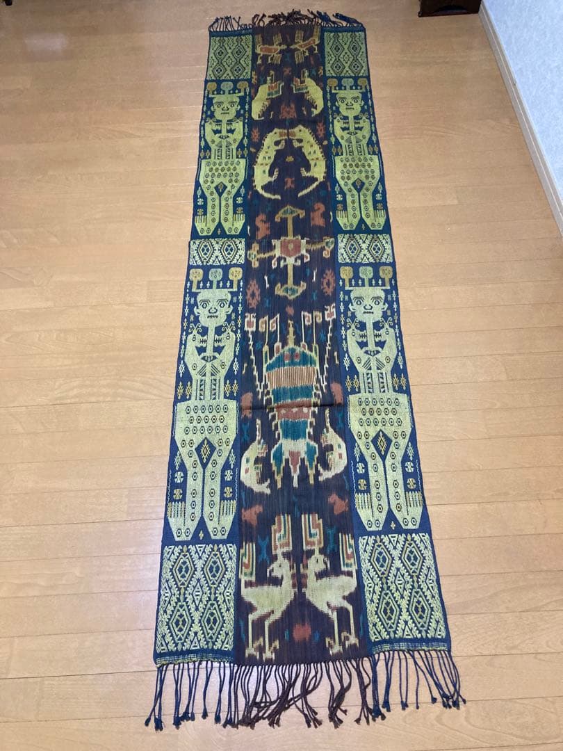 スンバ島イカット2