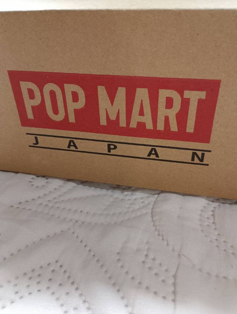 POPMART　正規品ラブブ　2体セット　(うち1体シークレット)