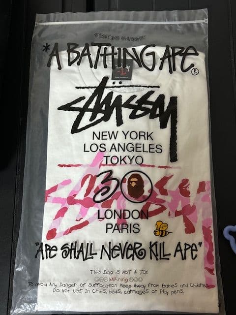 A BATHING APE×STUSSY Tシャツ ピンクカモ30周年 A BATHING APE×STUSSY T