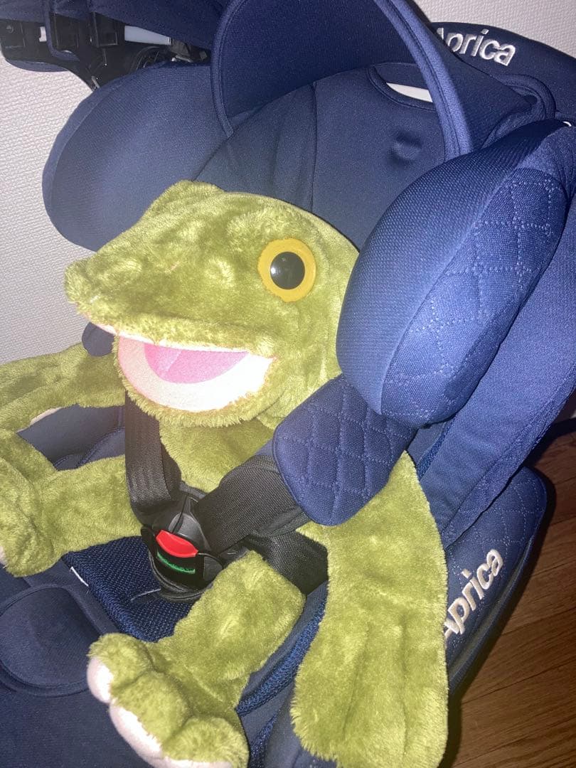 ゆうゆ⭐︎⭐️【可変式】フラディアグロウプレミアムISOFIXチャイルドシート