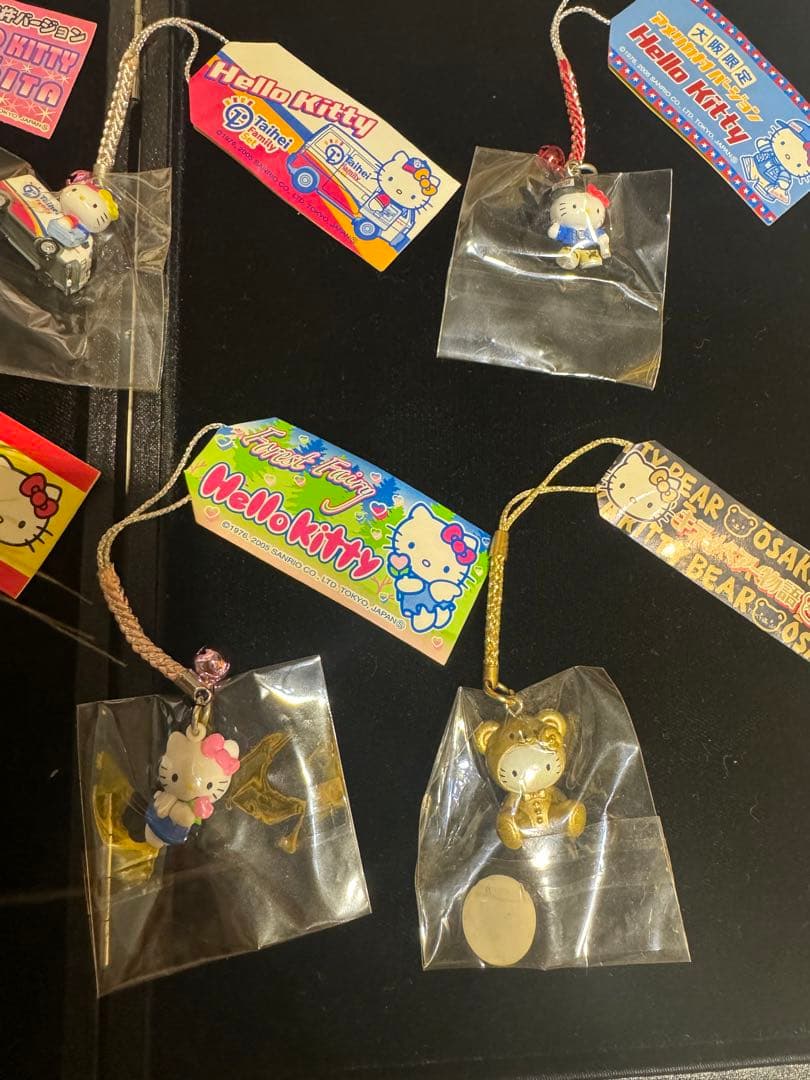 ご当地ハローキティキーホルダー　8点セット