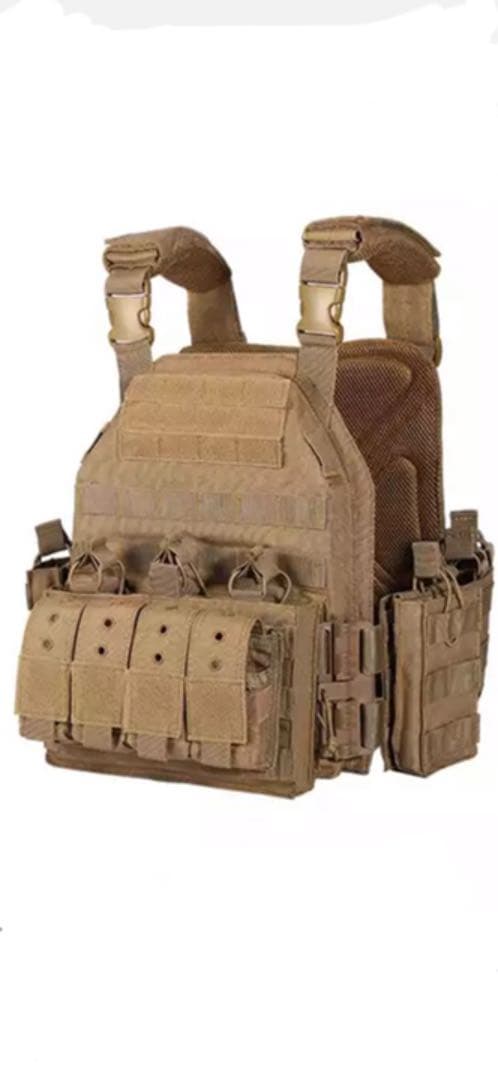 プレートキャリア タンカラー サバゲー 装備