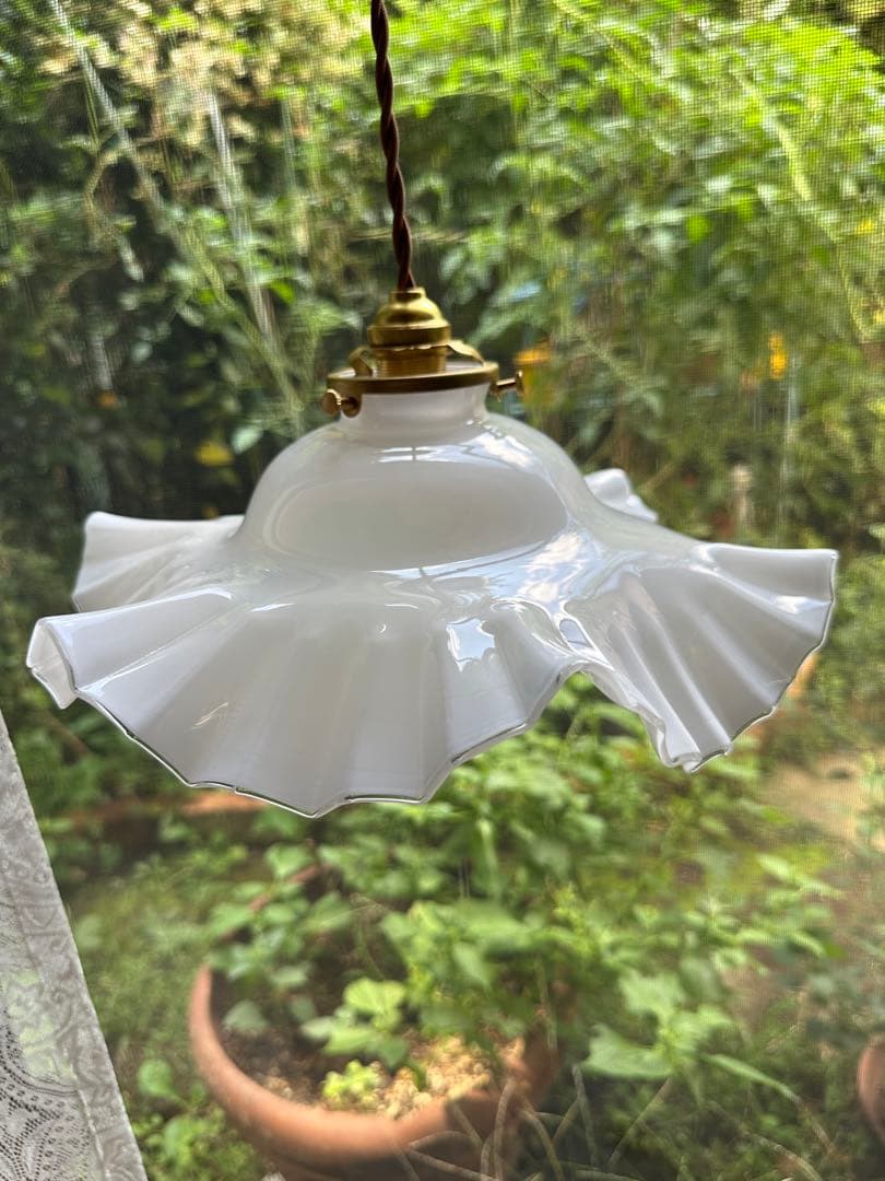 20年代 フランス アンティーク オパリンミルクガラスのお花アトリエ