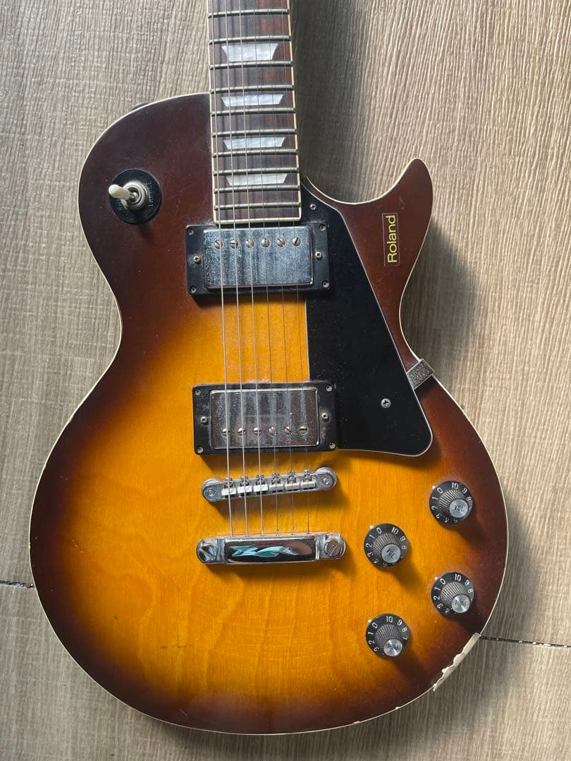Roland サンバースト エレキギター