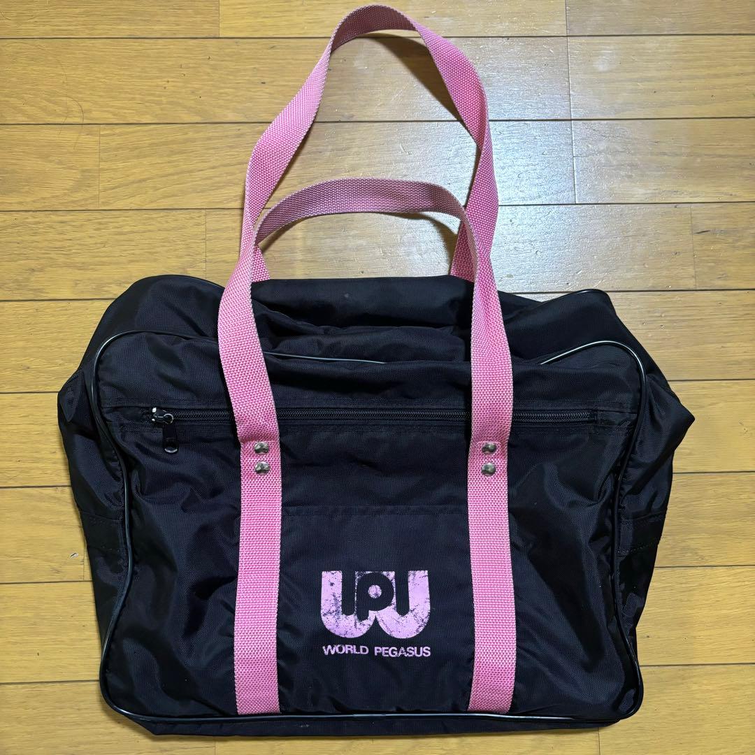 WORLD PEGASUS（ワッペ）スクバ【限定カラー黒×ピンク】