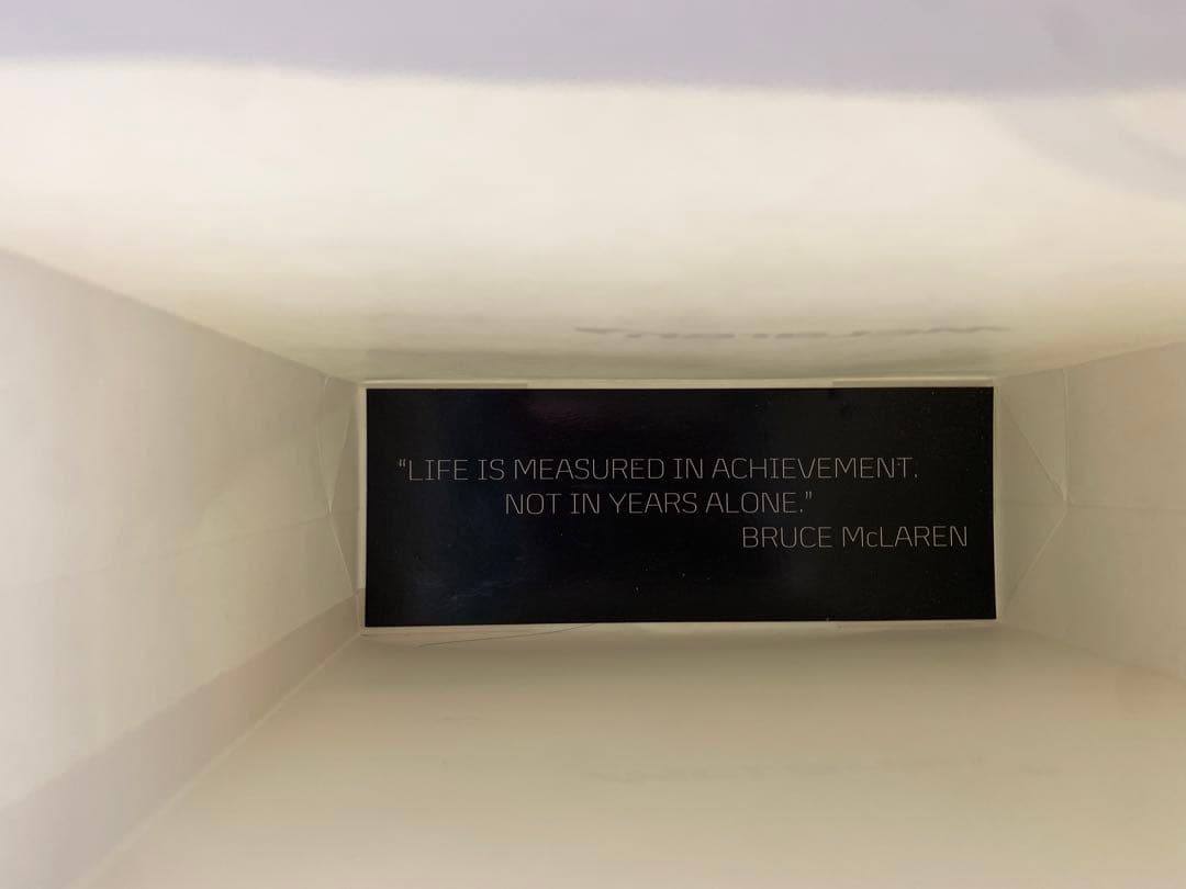 McLaren マクラーレン新車発表会ノベルティ NOBU日本酒 500ml 青の通販