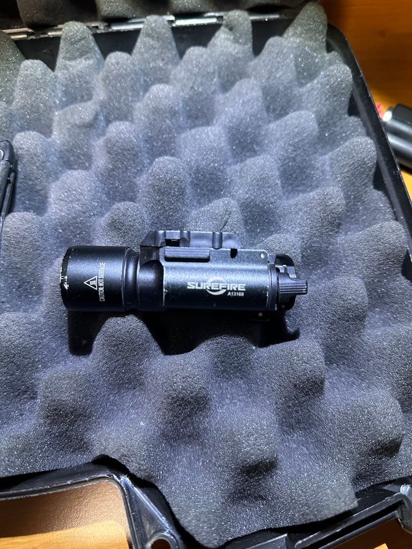 エアガン マガジン3本付き Surefireライト(レプ