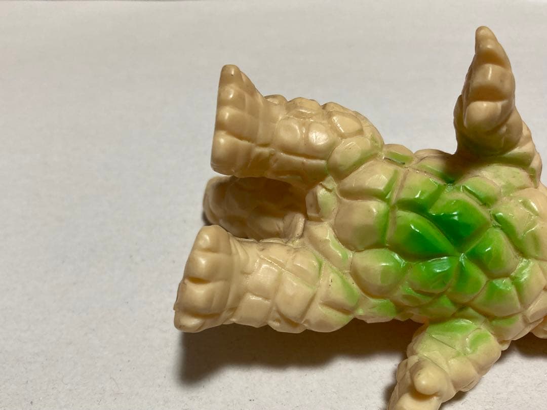 ゴルパゴス ブルマァク ミニサイズ 約10センチ ウルトラマン