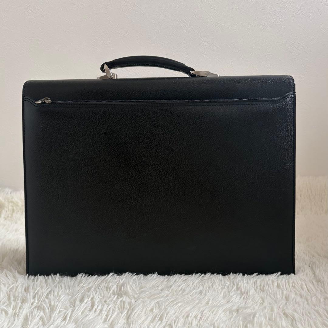 アクアスキュータム ブリーフケース ダレスバッグ 黒 レザー 鍵付き