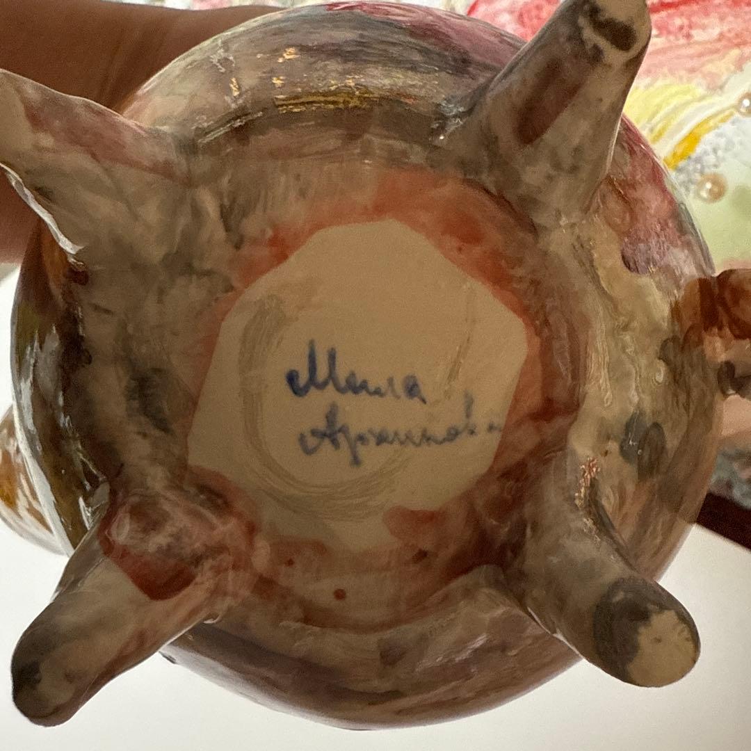 ユニークなデザインの陶器ティーポット . 新しいコレクション