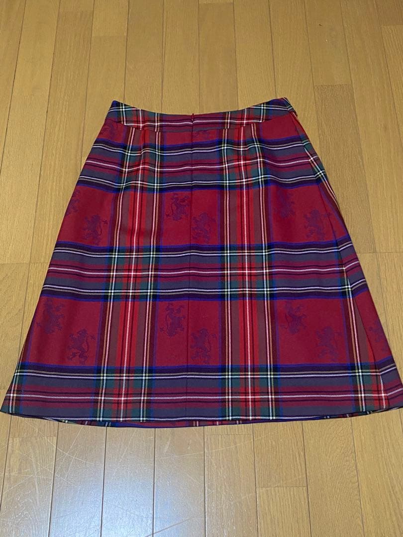 【貴重！】ウエストポケット付き　YOAKLAND膝丈ライオンジャガードスカート