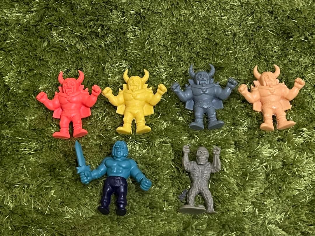 MOTULOS モツロス モツロス城 NERD ONE 消しゴム 塩ビ ソフビ - メルカリ