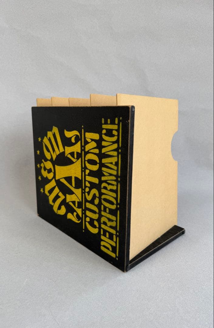 m&m custom performance furniture ペーパーラック