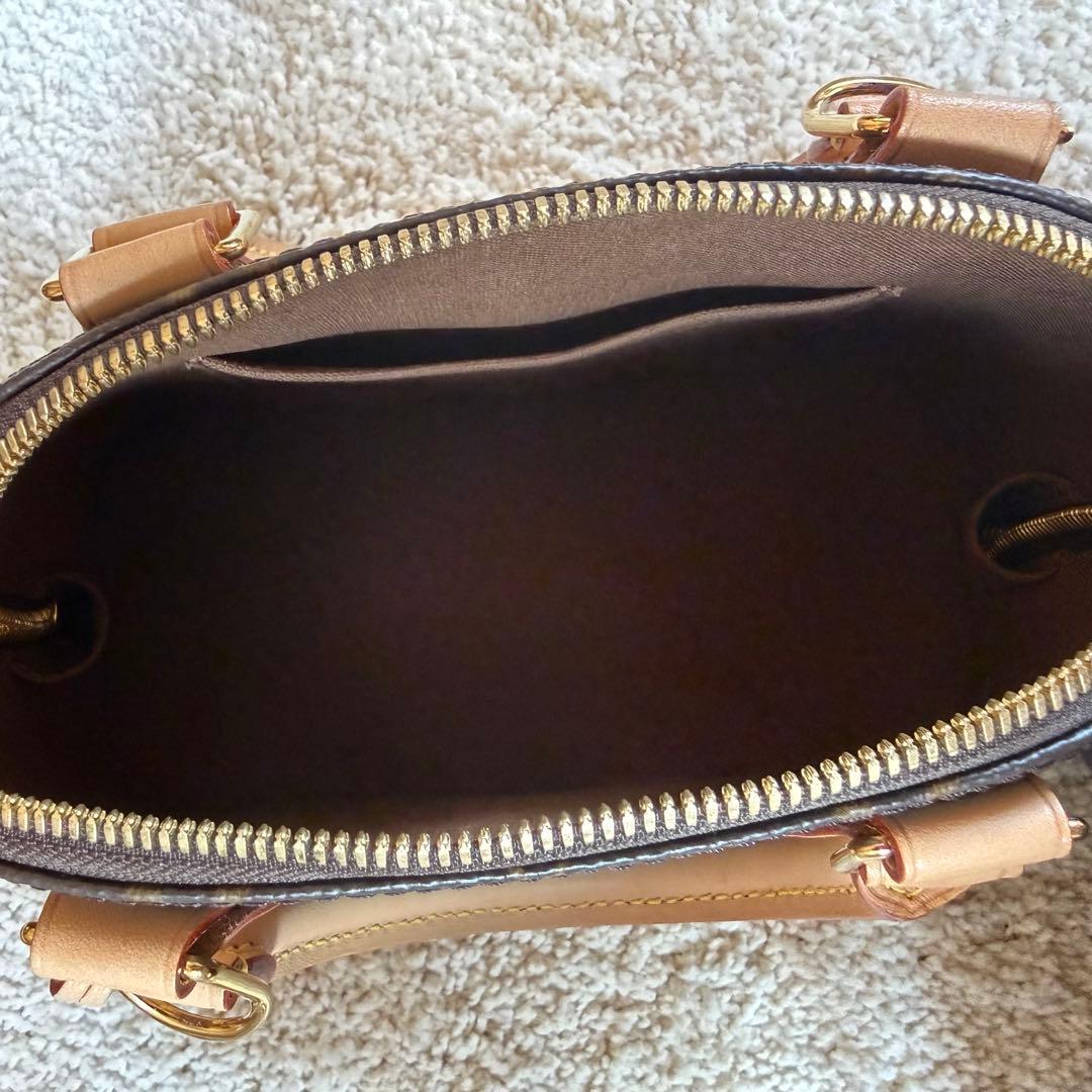 LOUIS VUITTON Alma BB (アルマBB)