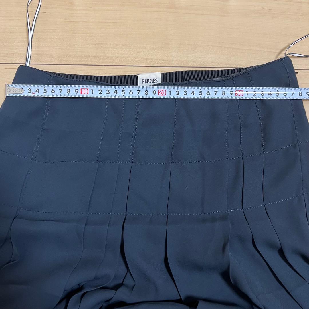 ☆エルメス HERMES スカート 膝丈 ネイビー プリーツ