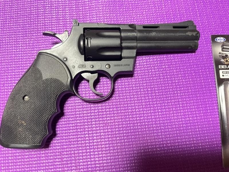 マルイ ガスリボルバー コルトパイソン.357マグナム 4インチ リアルカート化