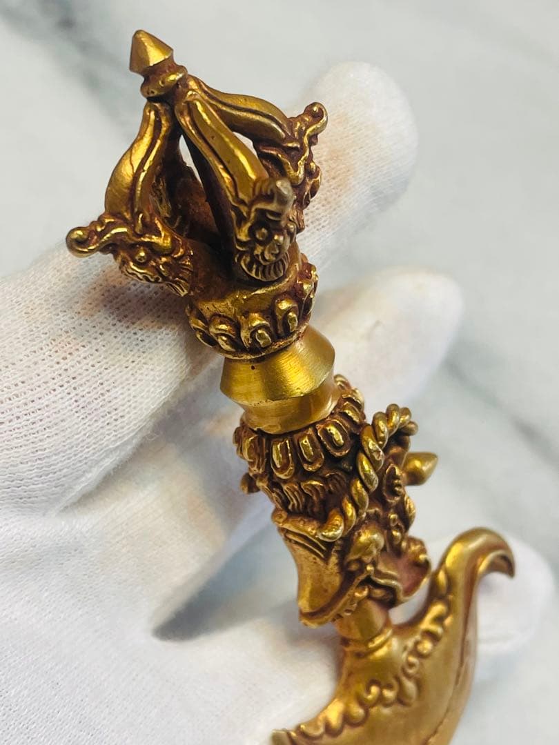 チベット密教　新品 カルタリ刀 10センチ 金メッキ　龍　金剛杵 683