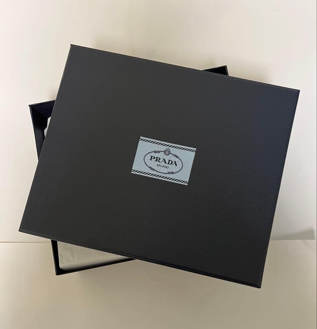 【未使用美品】PRADA ムーン パデッドナッパレザー ショルダーバッグ