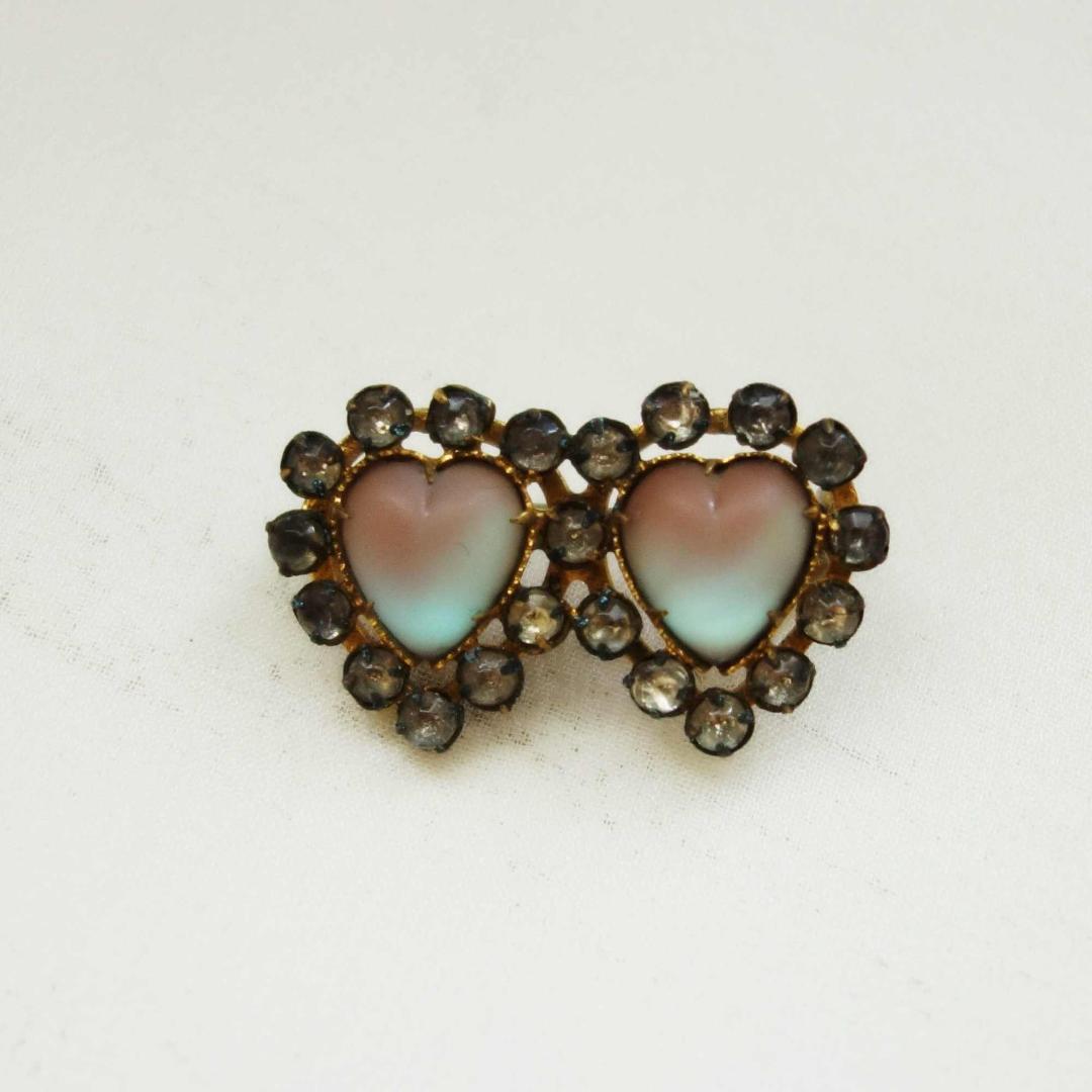 セール19日23時59分まで サフィレットブローチ ダブルハートモチーフ