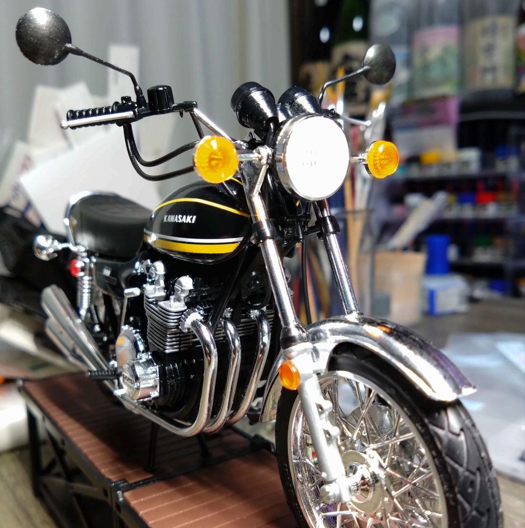 アオシマ 1／12 バイク　Z1 カワサキ（Kawasaki）900 完成品