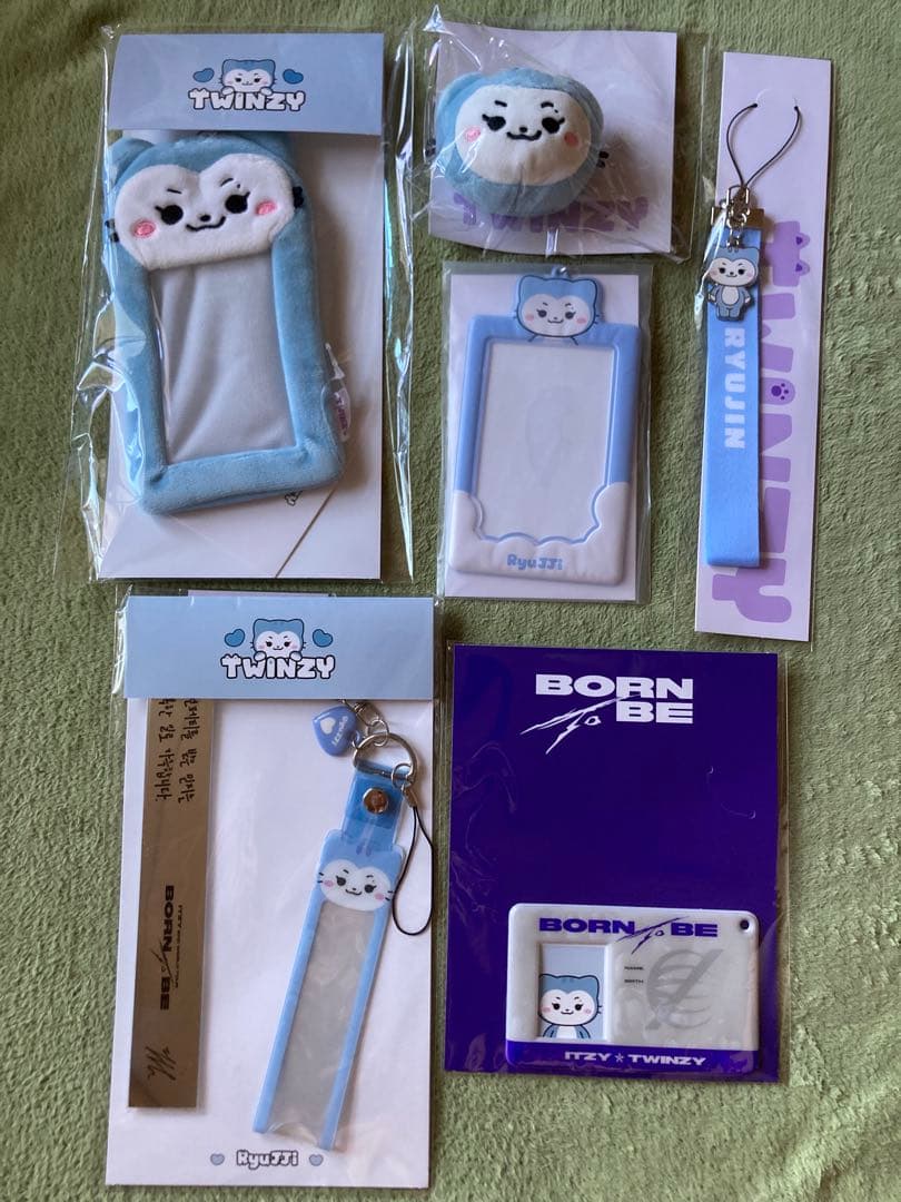 ITZY TWINZY リュジン RyuJJi グッズセット TWINZY SOFT TOY BADGE
