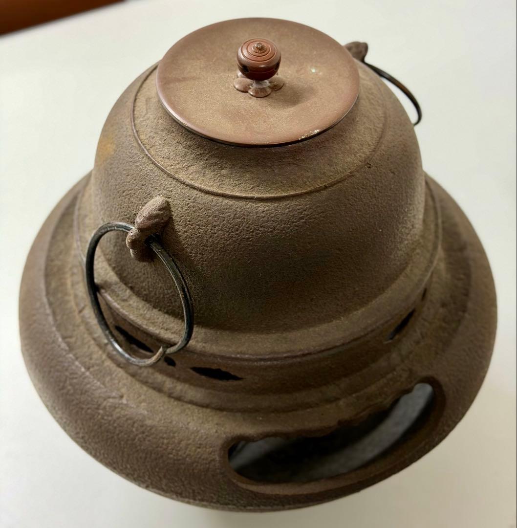 鉄製 丸型茶釜 持ち手付き 鉄製茶釜 丸型 持ち手付き 鉄製茶釜 丸型