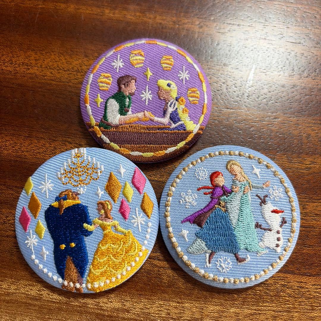 ディズニー刺繍缶バッジ プリンセスセット - メルカリ