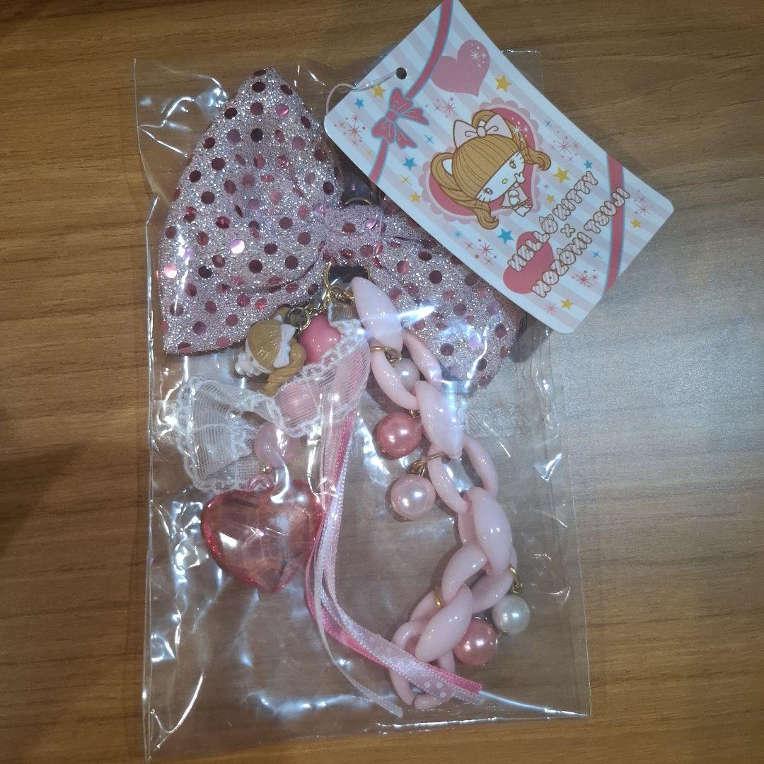 辻ちゃん　キティ　コラボ　希少　キーホルダー　辻キティ　ストラップ　辻希美