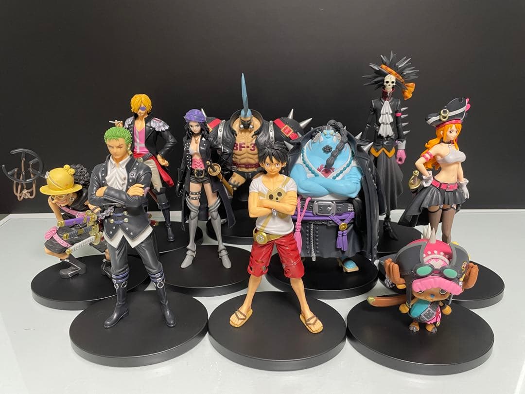 ワンピース麦わらの一味グラメン