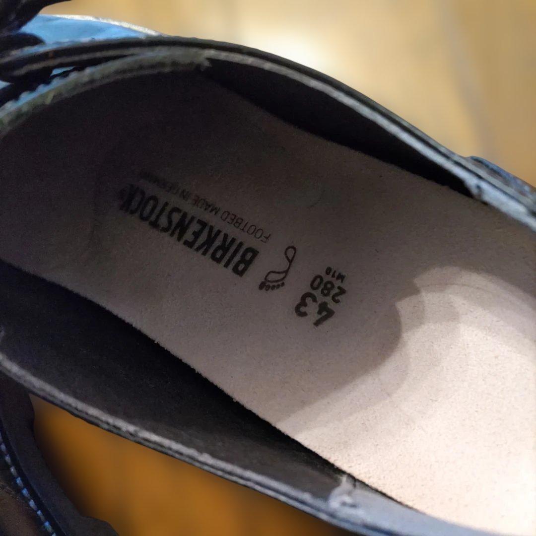 BIRKENSTOCK 黒の革靴　サイズ28センチ