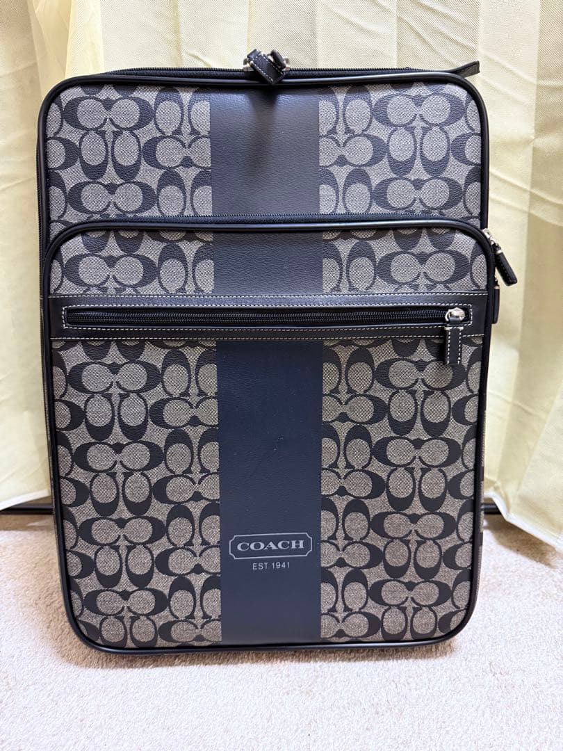 COACH ロゴパターン キャリーケースの通販はau PAY マーケット - 輸入