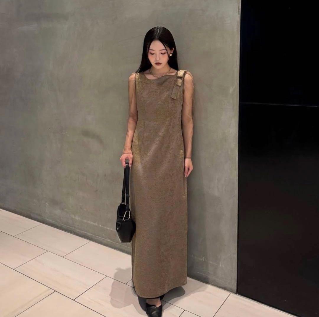 LE'RURE Shoulder ribbon jacquard dress