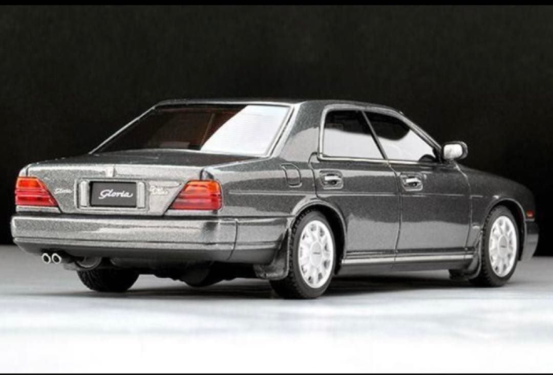 イグニッションモデル　グロリア　Gran Turismo ultima 1/43